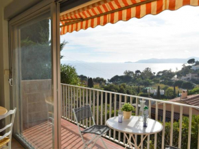 Appartement Le Lavandou, 2 pièces, 4 personnes - FR-1-251-402